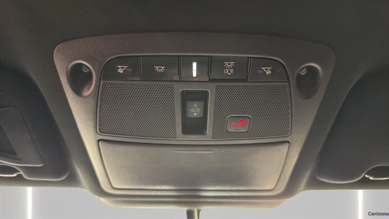 2017 INFINITI Q60 Red Sport 400 - Photo 18 - Mesa, AZ 85201