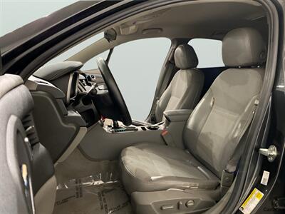 2015 Chevrolet Malibu LT 2LT   - Photo 10 - Mesa, AZ 85201