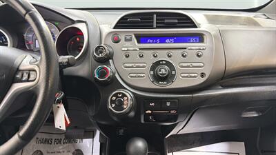 2009 Honda Fit Sport - Photo 14 - Mesa, AZ 85201