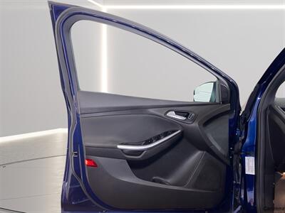 2016 Ford Focus ST   - Photo 8 - Mesa, AZ 85201