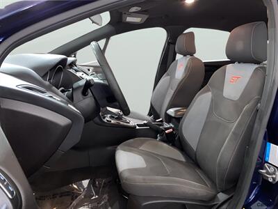 2016 Ford Focus ST   - Photo 9 - Mesa, AZ 85201
