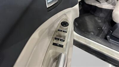 2017 Ford Escape Titanium   - Photo 19 - Mesa, AZ 85201