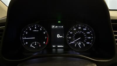2017 Hyundai ELANTRA Limited   - Photo 29 - Mesa, AZ 85201