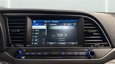 2017 Hyundai ELANTRA Limited   - Photo 25 - Mesa, AZ 85201