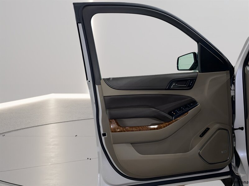 2016 Chevrolet Tahoe LTZ - Photo 9 - Mesa, AZ 85201