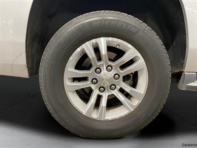 2017 Chevrolet Suburban LS   - Photo 16 - Mesa, AZ 85201