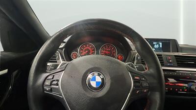 2018 BMW 330i xDrive   - Photo 30 - Mesa, AZ 85201