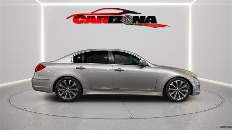 2012 Hyundai Genesis 5.0 R-Spec  