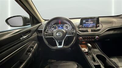 2021 Nissan Altima 2.0 SR   - Photo 16 - Mesa, AZ 85201