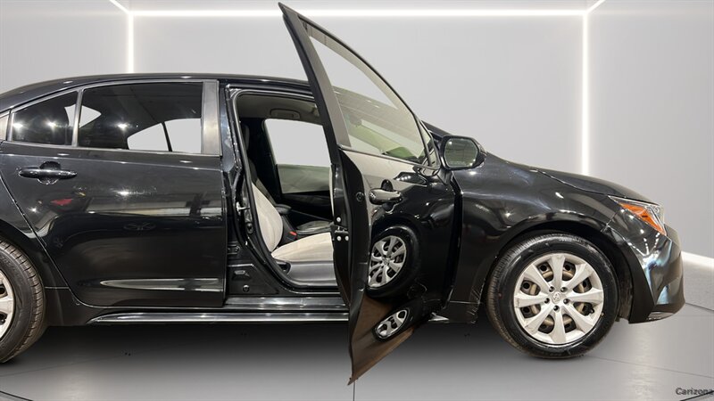 2020 Toyota Corolla LE - Photo 17 - Mesa, AZ 85201