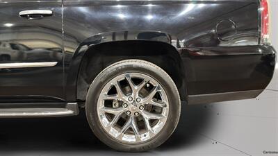 2016 Cadillac Escalade ESV Luxury   - Photo 37 - Mesa, AZ 85201