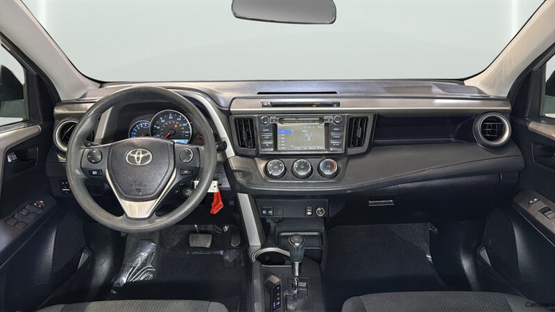 2016 Toyota RAV4 LE - Photo 14 - Mesa, AZ 85201