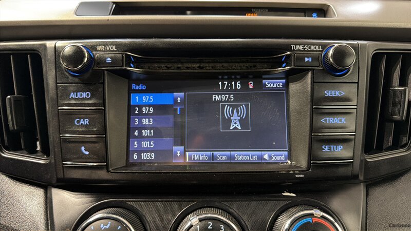 2016 Toyota RAV4 LE - Photo 25 - Mesa, AZ 85201