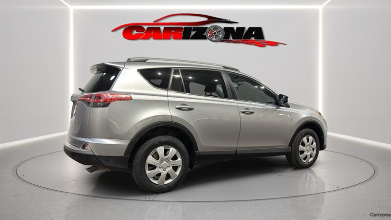 2016 Toyota RAV4 LE - Photo 11 - Mesa, AZ 85201