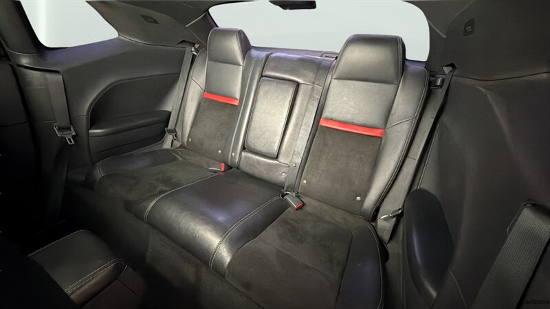 2010 Dodge Challenger SRT8 - Photo 16 - Mesa, AZ 85201