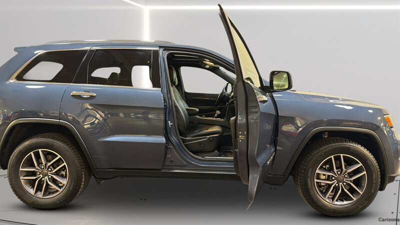 2019 Jeep Grand Cherokee Limited - Photo 16 - Mesa, AZ 85201