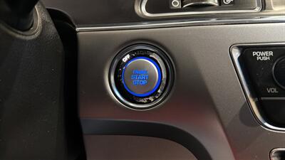 2017 Hyundai SONATA Hybrid Limited   - Photo 24 - Mesa, AZ 85201