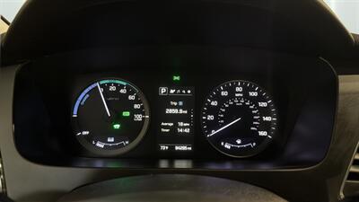2017 Hyundai SONATA Hybrid Limited   - Photo 29 - Mesa, AZ 85201