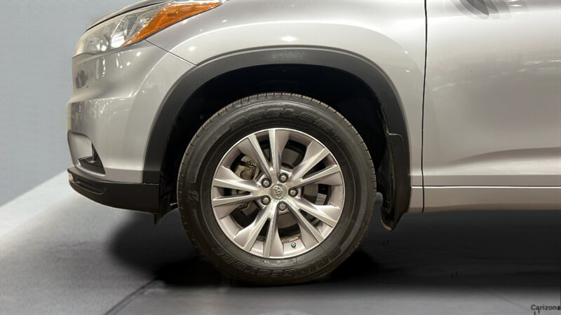 2015 Toyota Highlander XLE V6 - Photo 36 - Mesa, AZ 85201