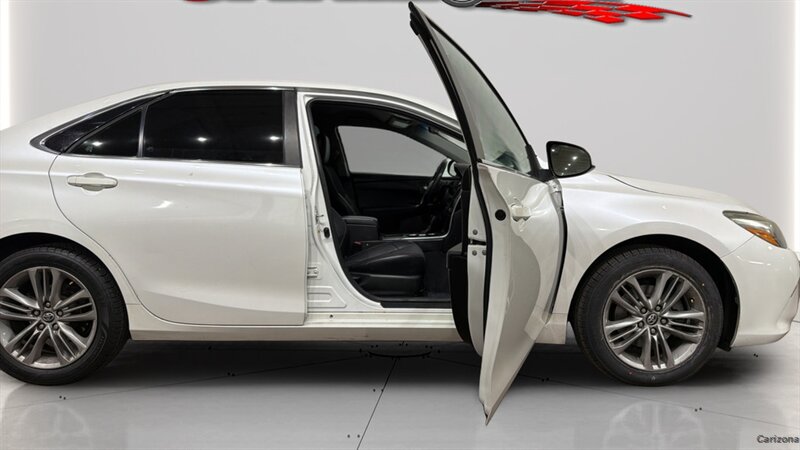 2016 Toyota Camry LE - Photo 17 - Mesa, AZ 85201