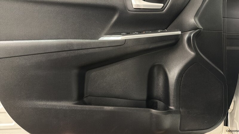 2016 Toyota Camry LE - Photo 21 - Mesa, AZ 85201