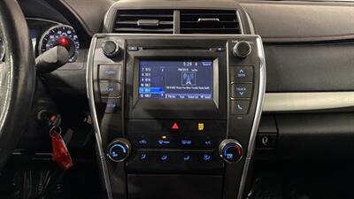2016 Toyota Camry LE - Photo 15 - Mesa, AZ 85201