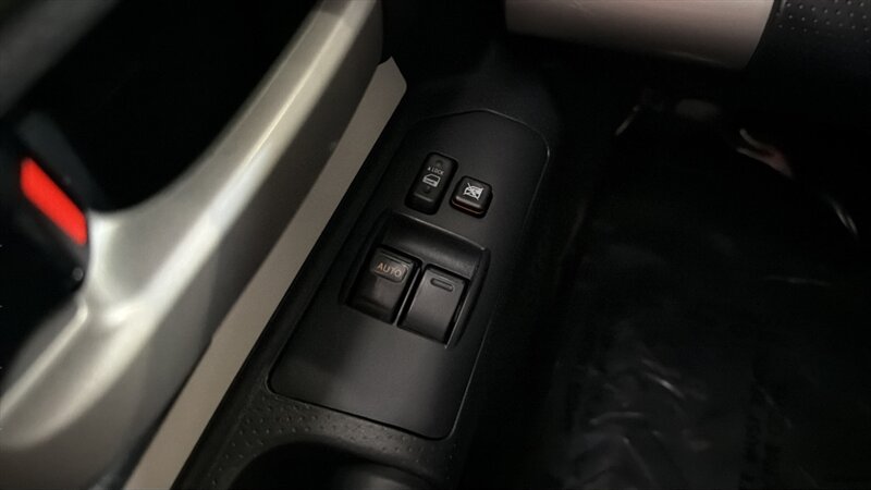 2010 Toyota FJ Cruiser - Photo 19 - Mesa, AZ 85201