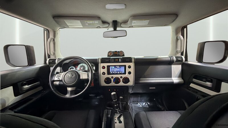 2010 Toyota FJ Cruiser - Photo 31 - Mesa, AZ 85201
