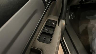 2011 Honda CR-V EX-L - Photo 19 - Mesa, AZ 85201