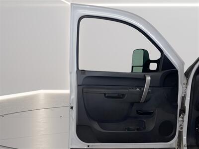 2013 Chevrolet Silverado 2500 LT   - Photo 9 - Mesa, AZ 85201