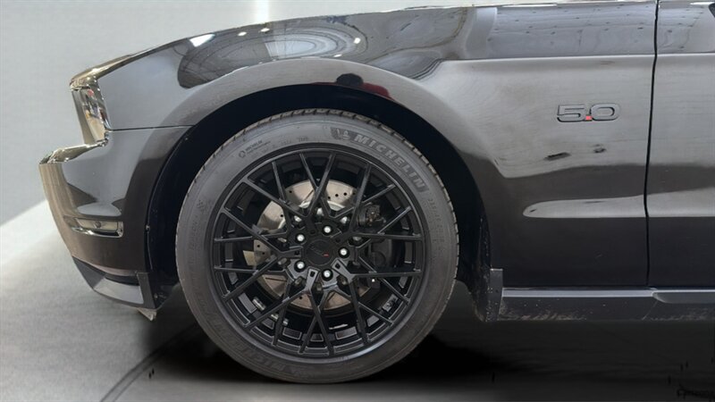 2011 Ford Mustang GT - Photo 36 - Mesa, AZ 85201