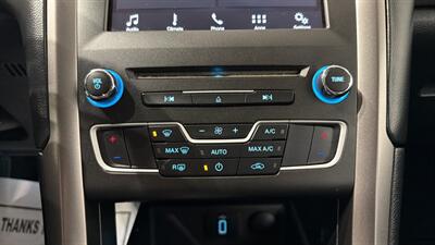 2017 Ford Fusion SE   - Photo 28 - Mesa, AZ 85201