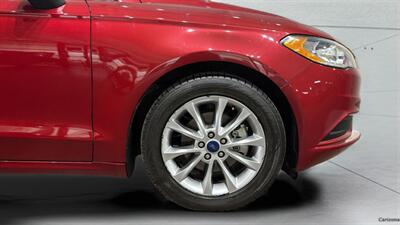 2017 Ford Fusion SE   - Photo 34 - Mesa, AZ 85201