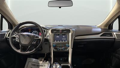 2017 Ford Fusion SE   - Photo 14 - Mesa, AZ 85201