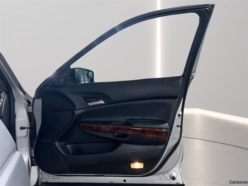 2012 Honda Crosstour EX-L - Photo 12 - Mesa, AZ 85201