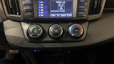 2016 Toyota RAV4 LE   - Photo 28 - Mesa, AZ 85201