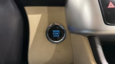 2017 Toyota Highlander XLE   - Photo 24 - Mesa, AZ 85201