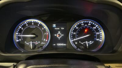 2017 Toyota Highlander XLE   - Photo 29 - Mesa, AZ 85201