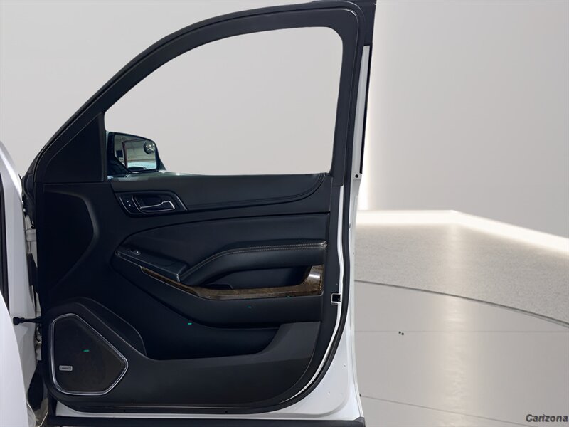 2017 Chevrolet Tahoe LT - Photo 11 - Mesa, AZ 85201