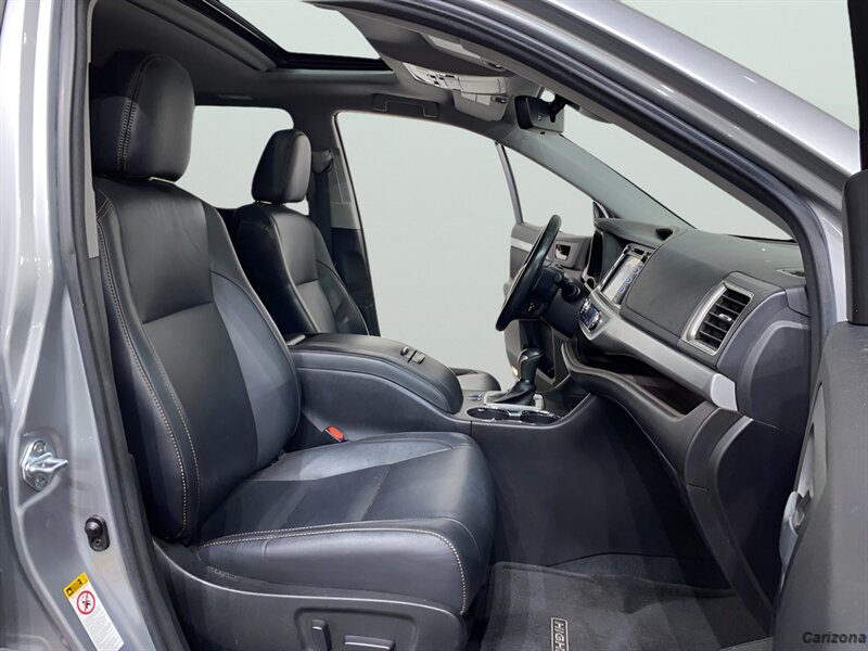 2017 Toyota Highlander XLE - Photo 11 - Mesa, AZ 85201