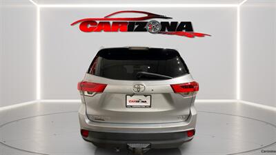 2017 Toyota Highlander XLE - Photo 4 - Mesa, AZ 85201