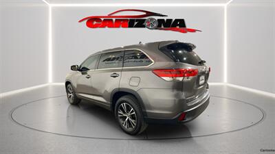 2017 Toyota Highlander LE   - Photo 6 - Mesa, AZ 85201