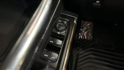 2019 Chevrolet Silverado 1500 LT - Photo 18 - Mesa, AZ 85201