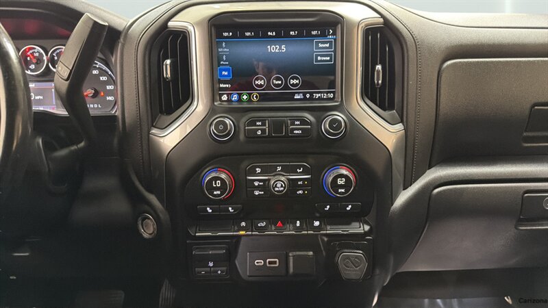 2019 Chevrolet Silverado 1500 LT - Photo 15 - Mesa, AZ 85201