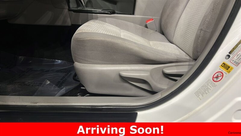 2014 Toyota Camry L - Photo 20 - Mesa, AZ 85201