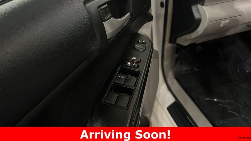 2014 Toyota Camry L - Photo 19 - Mesa, AZ 85201