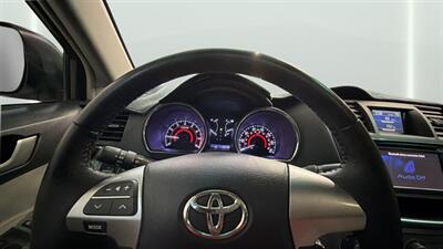 2013 Toyota Highlander   - Photo 30 - Mesa, AZ 85201