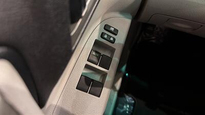 2013 Toyota Highlander   - Photo 19 - Mesa, AZ 85201