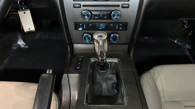2013 Ford Mustang GT - Photo 23 - Mesa, AZ 85201