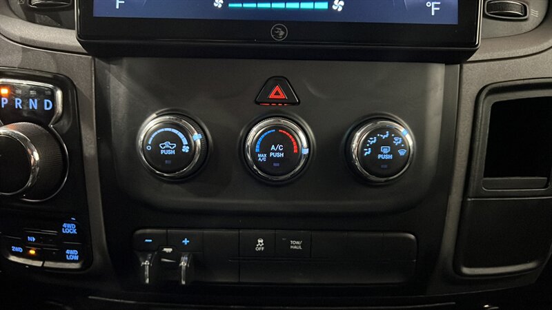 2015 RAM 1500 Crew Cab Tradesman - Photo 28 - Mesa, AZ 85201
